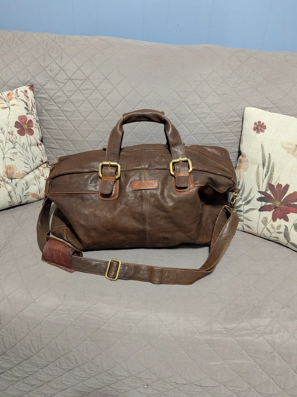 Paul Costello Men's Brown Leather Duffel Bag with Shoulder Strap